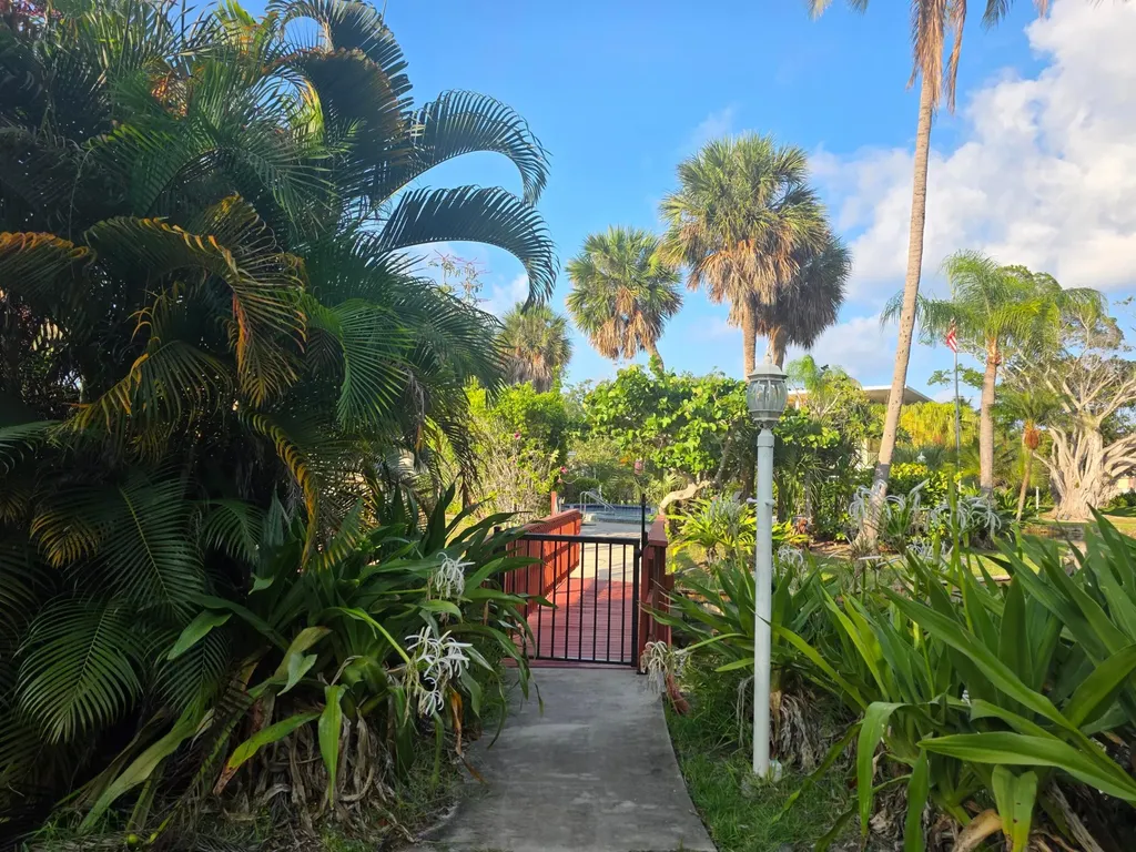 777 SE 2nd Avenue Deerfield Beach FL 33441