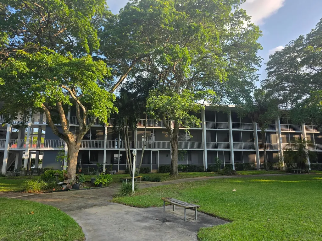 777 SE 2nd Avenue Deerfield Beach FL 33441