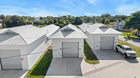 4984 SE Railway Avenue Stuart FL 34997