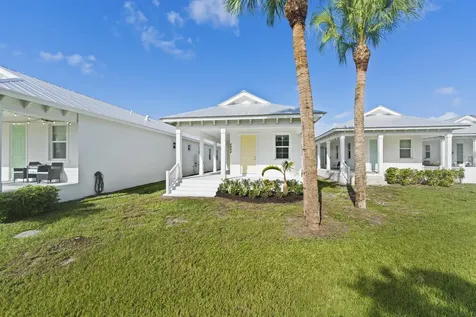 4984 SE Railway Avenue Stuart FL 34997