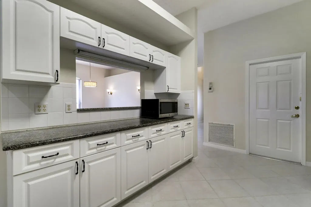 639 NW Venetto Court Port St Lucie FL 34986