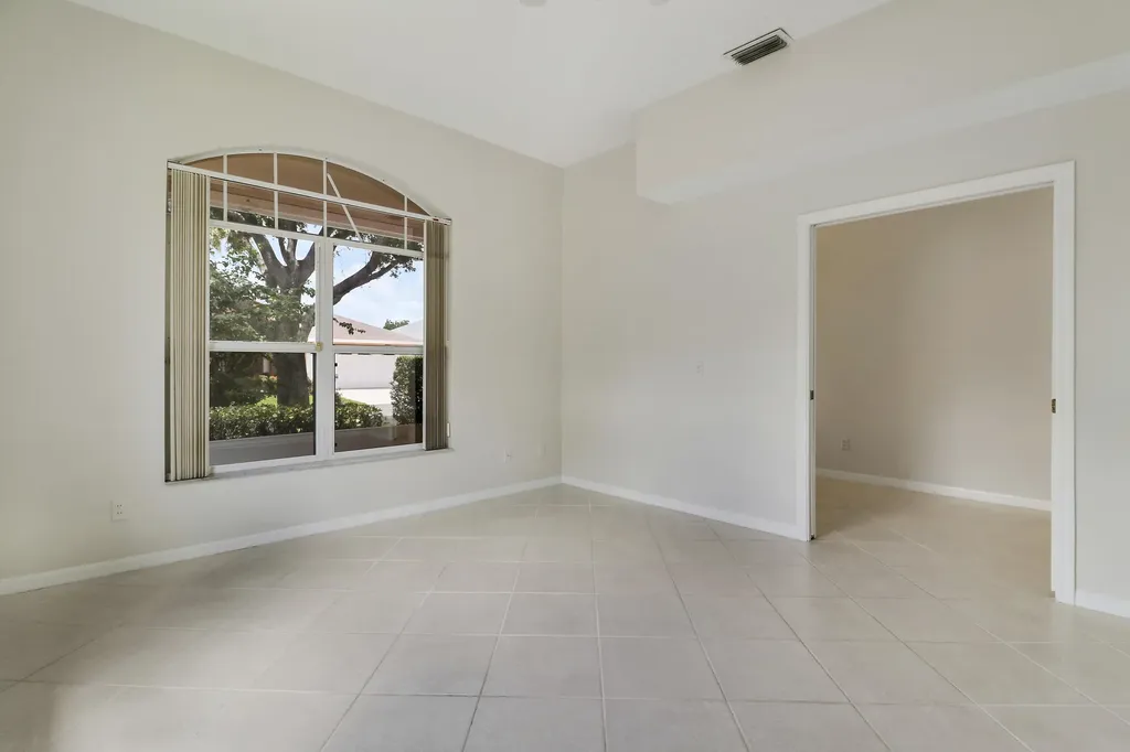 639 NW Venetto Court Port St Lucie FL 34986