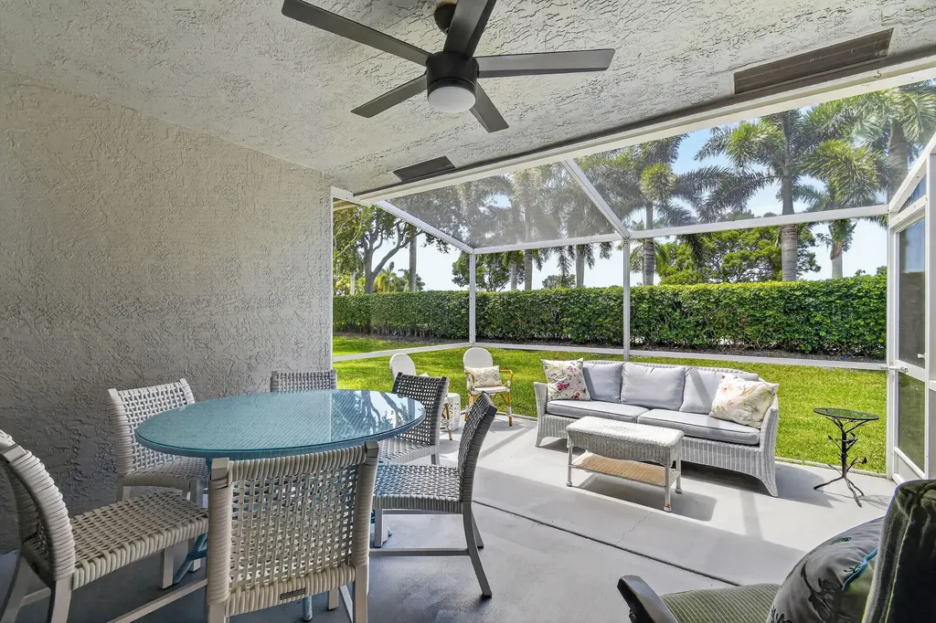 8402 Logia Circle Boynton Beach FL 33472