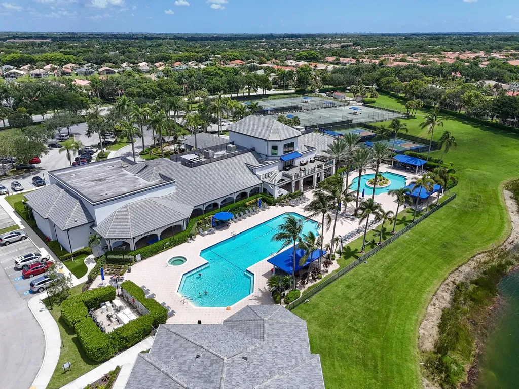 8402 Logia Circle Boynton Beach FL 33472