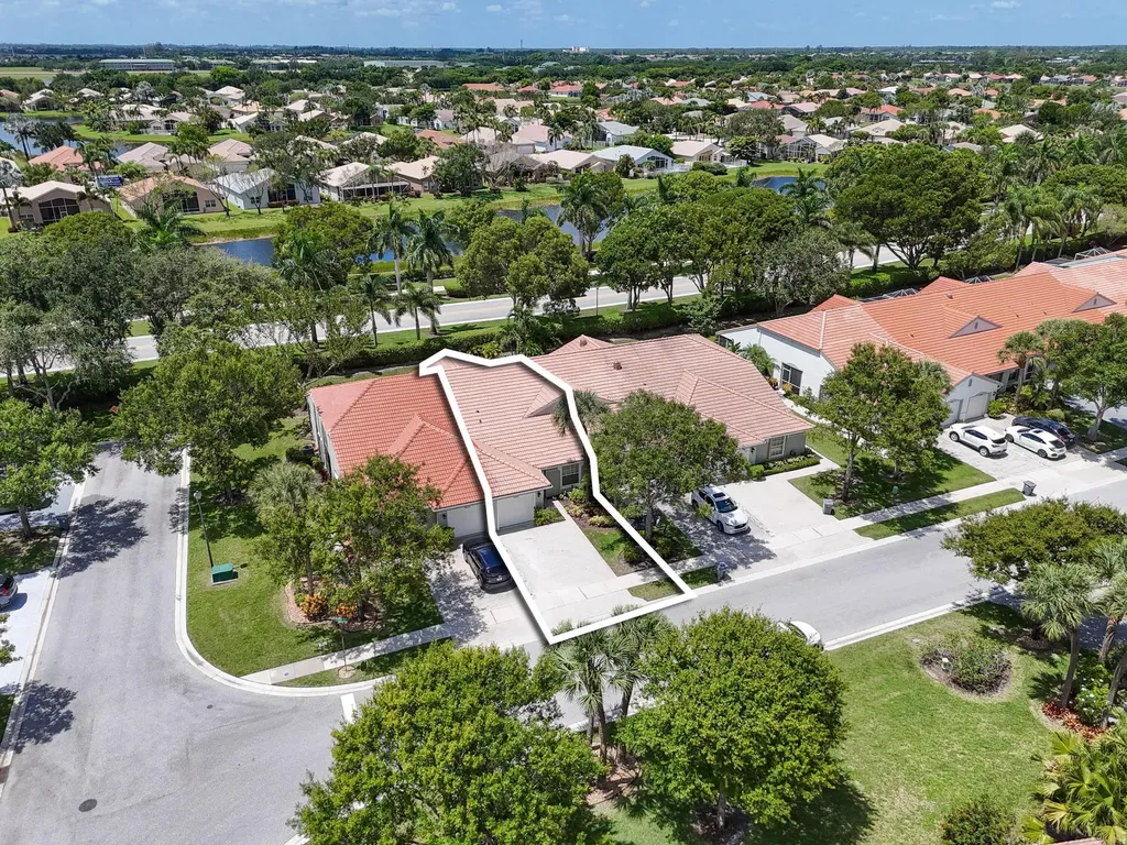 8402 Logia Circle Boynton Beach FL 33472