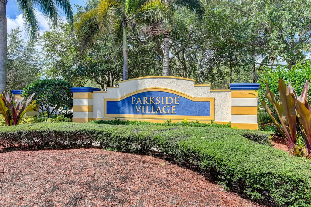 3085 N Evergreen Circle Boynton Beach FL 33426