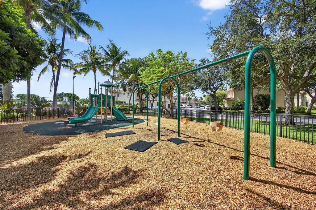 3085 N Evergreen Circle Boynton Beach FL 33426