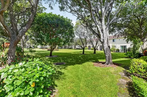3085 N Evergreen Circle Boynton Beach FL 33426