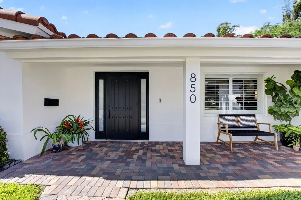 850 SW 4th Street Boca Raton FL 33486
