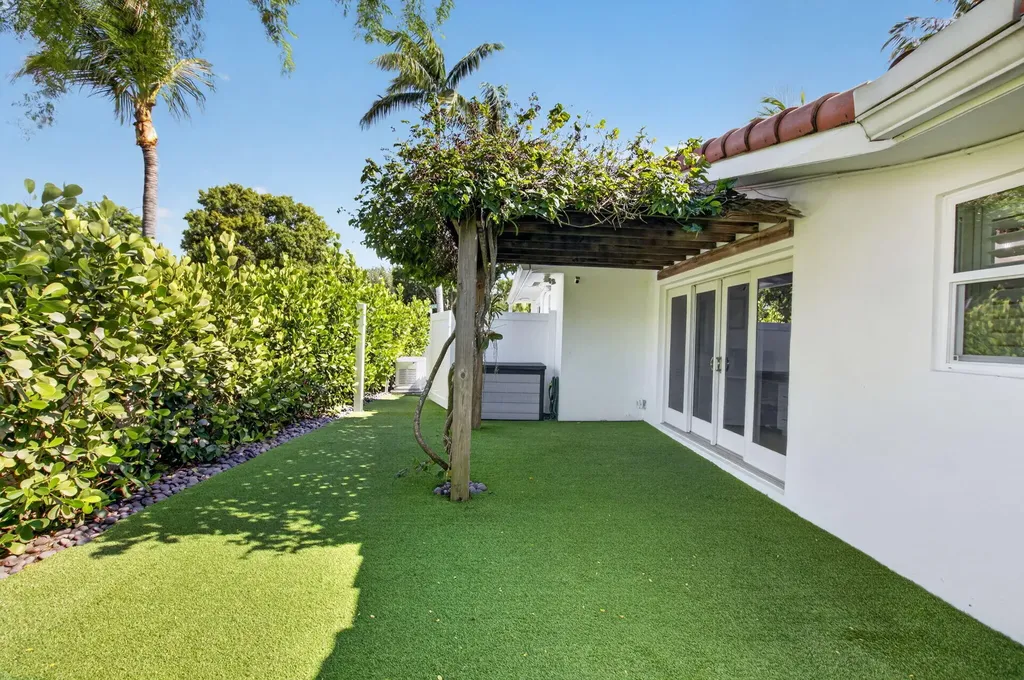 850 SW 4th Street Boca Raton FL 33486
