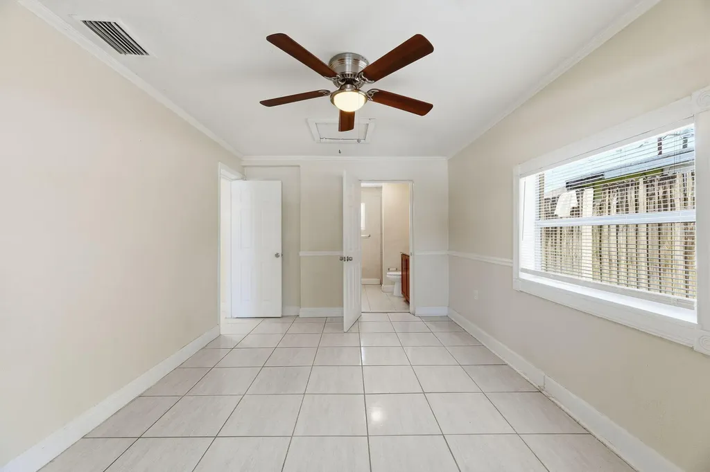 4888 Prince Drive Lake Worth Beach FL 33461