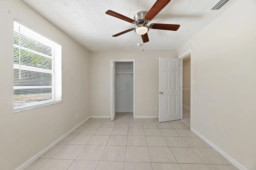 4888 Prince Drive Lake Worth Beach FL 33461