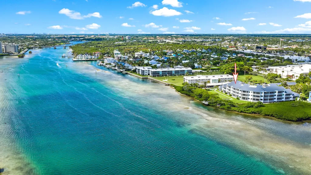 200 Waterway Road Tequesta FL 33469