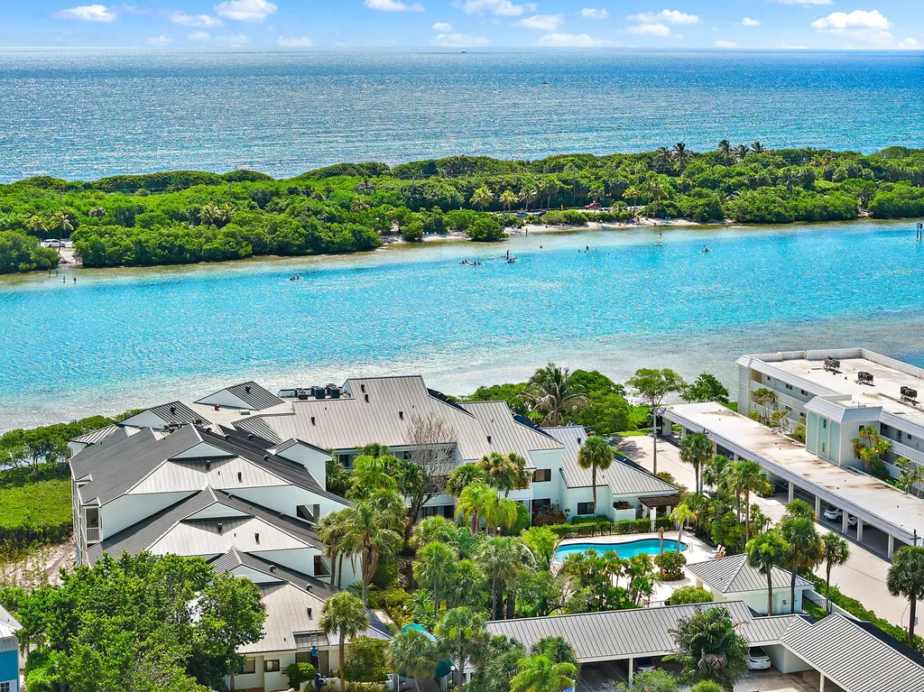 200 Waterway Road Tequesta FL 33469