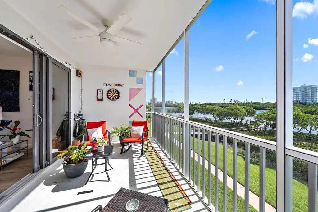 200 Waterway Road Tequesta FL 33469