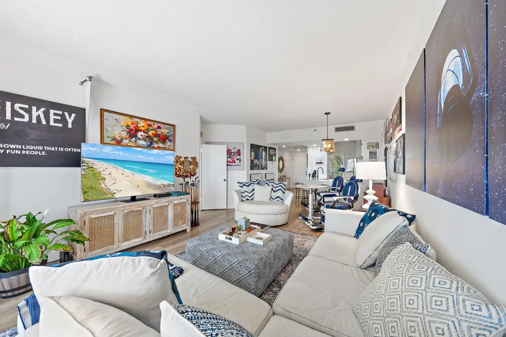 200 Waterway Road Tequesta FL 33469