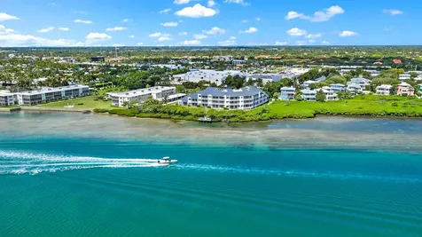 200 Waterway Road Tequesta FL 33469