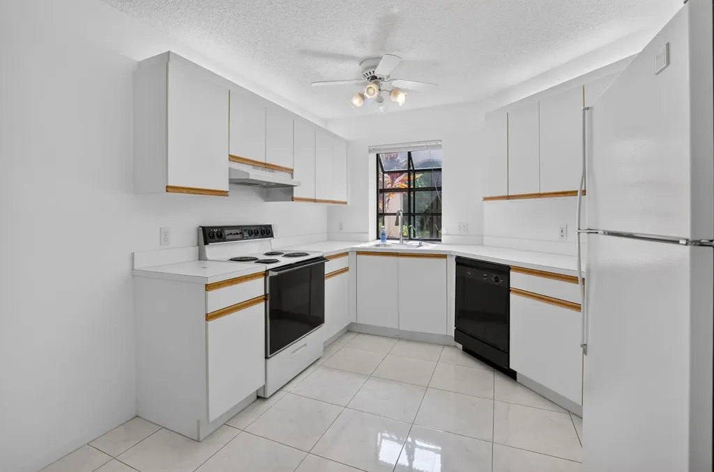 5187 Europa Drive Boynton Beach FL 33437