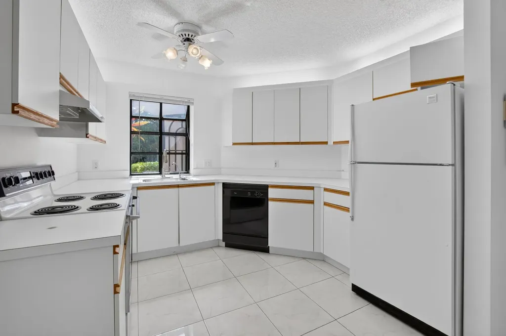5187 Europa Drive Boynton Beach FL 33437