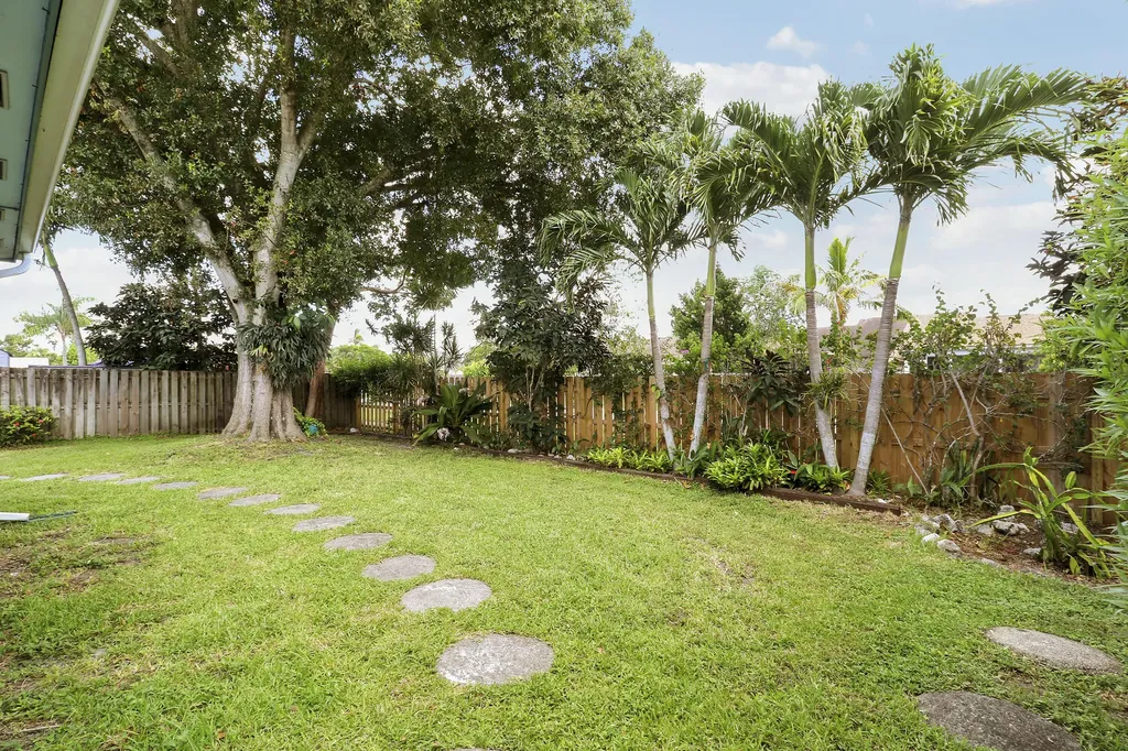 104 Banyan Circle Jupiter FL 33458