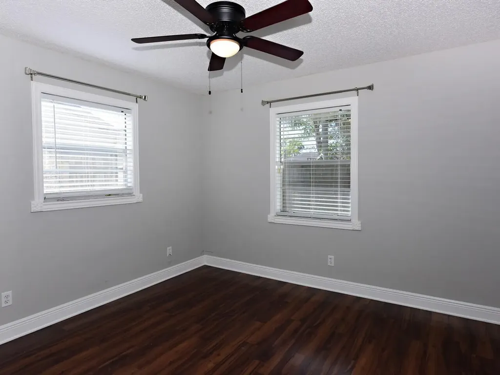 598 NE Maranta Terrado NE Jensen Beach FL 34957