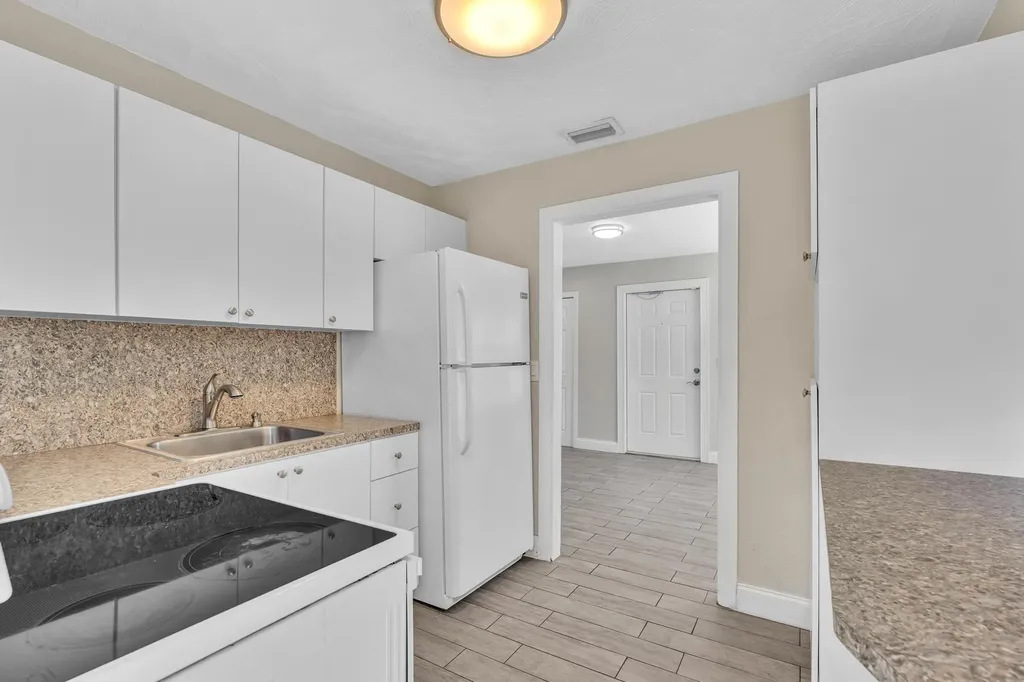 5026 SW 21st Street SW West Park FL 33023