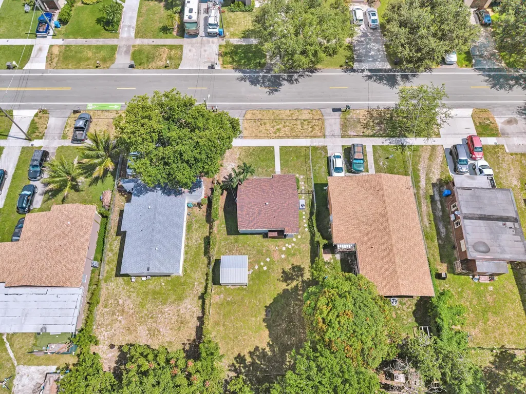 5026 SW 21st Street SW West Park FL 33023