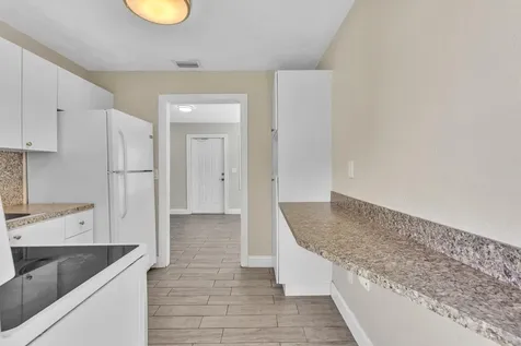 5026 SW 21st Street SW West Park FL 33023