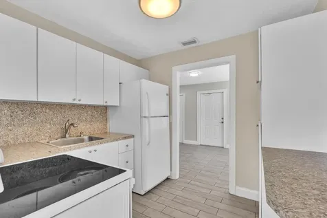 5026 SW 21st Street SW West Park FL 33023