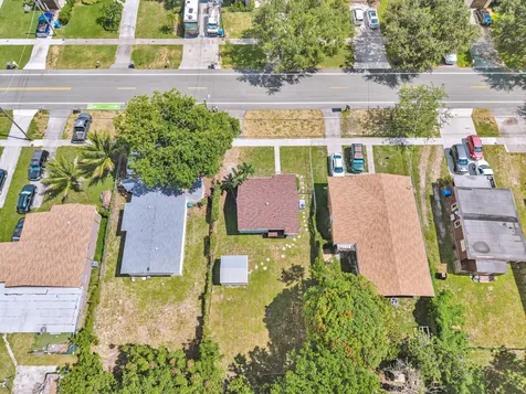 5026 SW 21st Street SW West Park FL 33023
