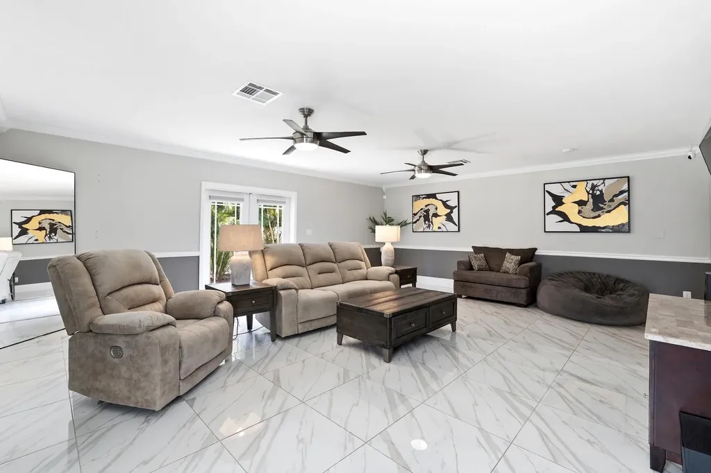 5196 Greenwood Drive Delray Beach FL 33484