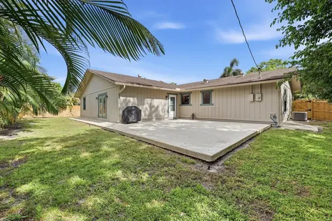 5196 Greenwood Drive Delray Beach FL 33484