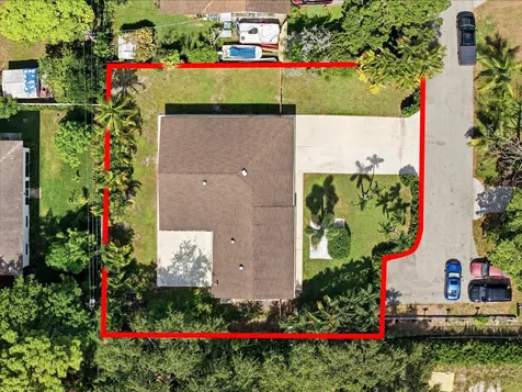 5196 Greenwood Drive Delray Beach FL 33484