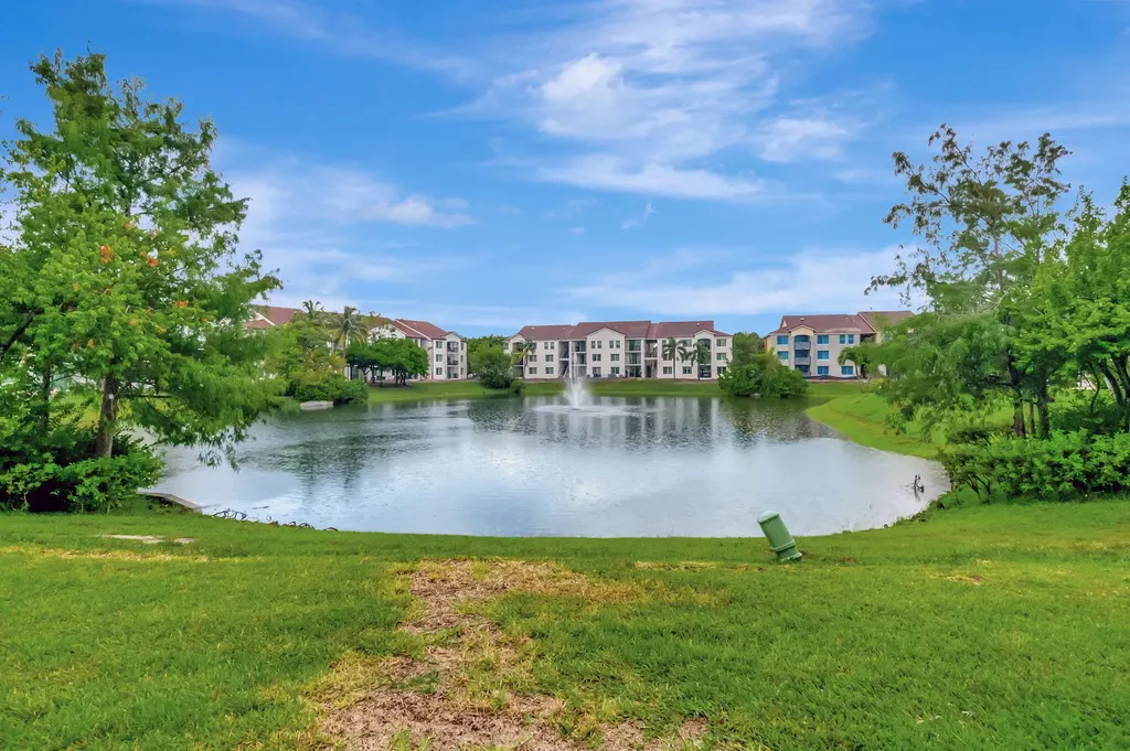 920 Villa Circle Boynton Beach FL 33435