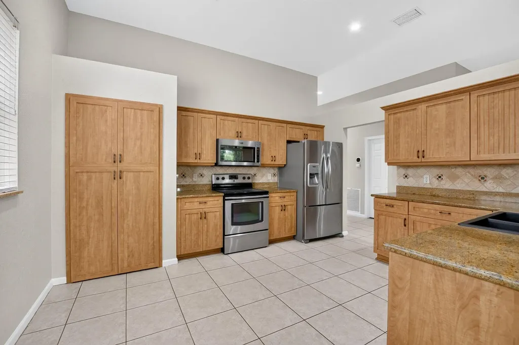 5346 Vallejo Terrace Delray Beach FL 33484