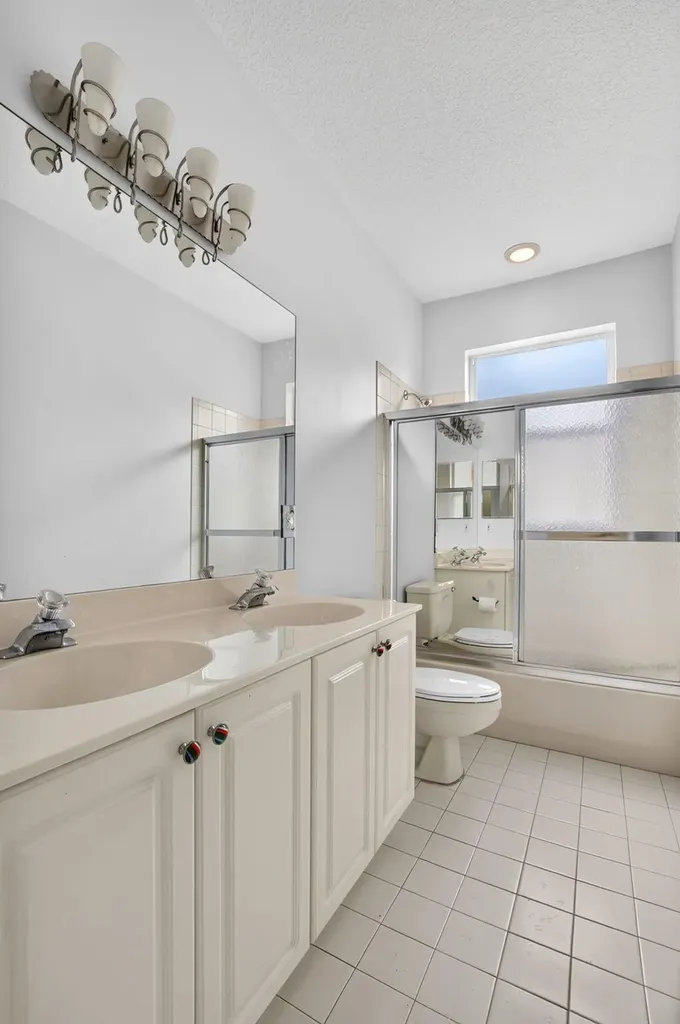 5346 Vallejo Terrace Delray Beach FL 33484