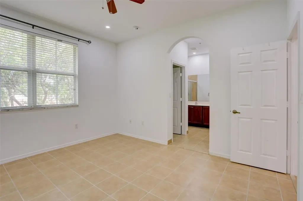 2851 W Prospect Road Tamarac FL 33309