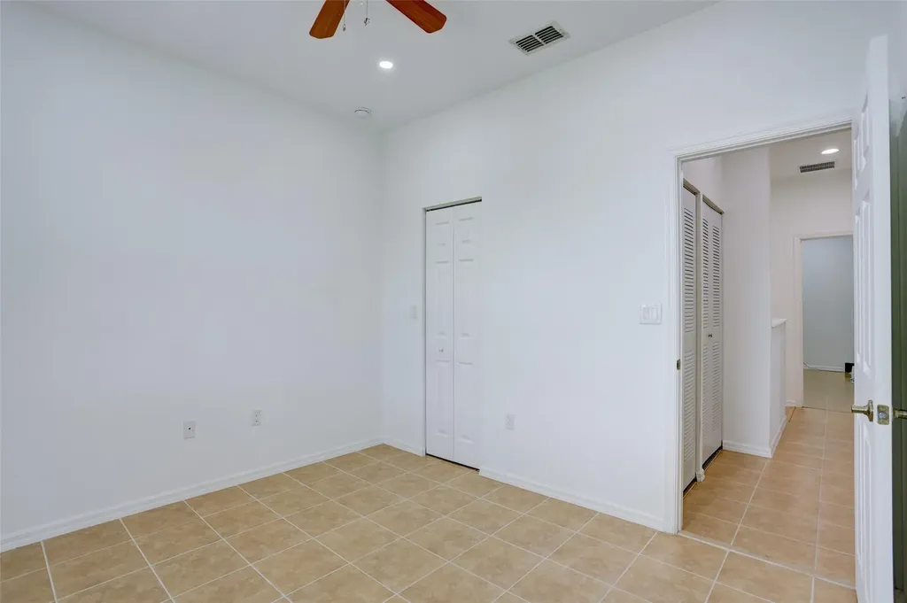2851 W Prospect Road Tamarac FL 33309