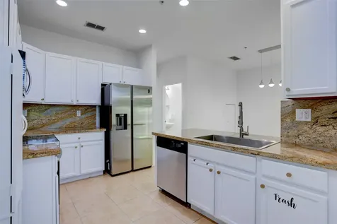 2851 W Prospect Road Tamarac FL 33309