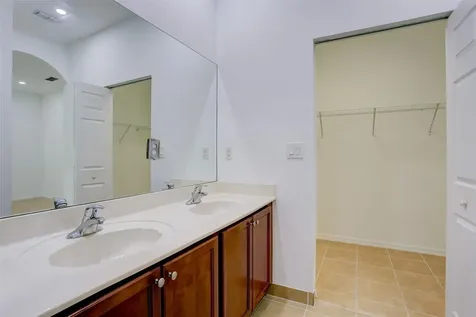 2851 W Prospect Road Tamarac FL 33309