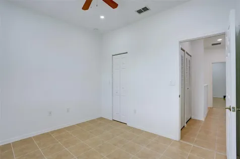 2851 W Prospect Road Tamarac FL 33309