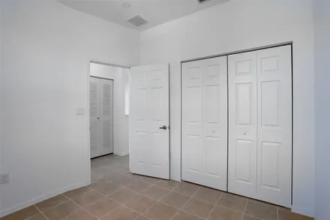 2851 W Prospect Road Tamarac FL 33309