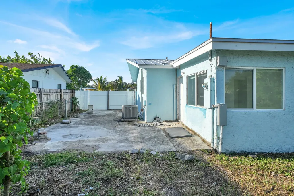 3360 Florida Boulevard Palm Beach Gardens FL 33410