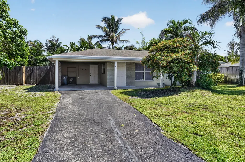 101 E Beverly Road E Jupiter FL 33469