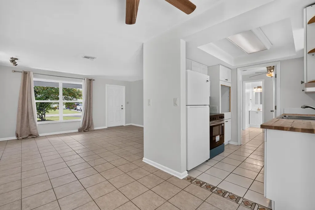 101 E Beverly Road E Jupiter FL 33469