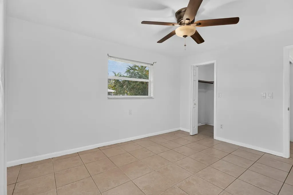 101 E Beverly Road E Jupiter FL 33469