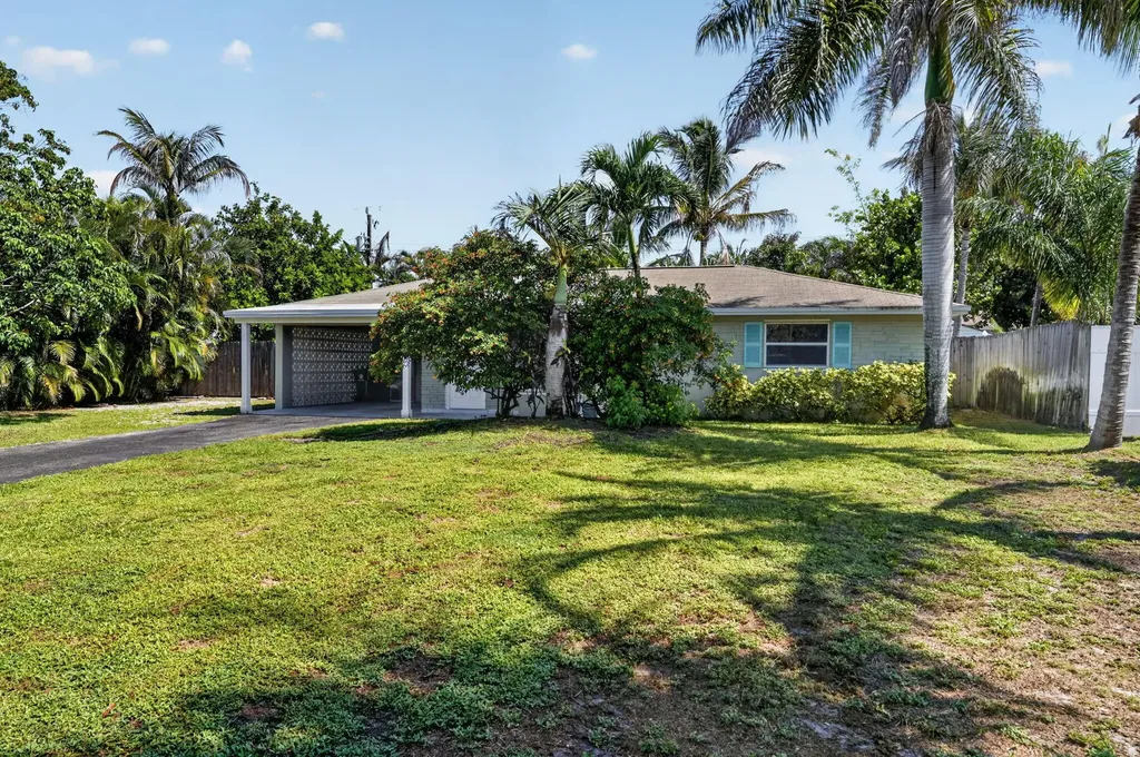 101 E Beverly Road E Jupiter FL 33469