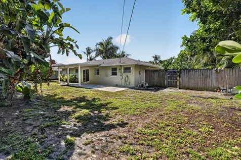 101 E Beverly Road E Jupiter FL 33469