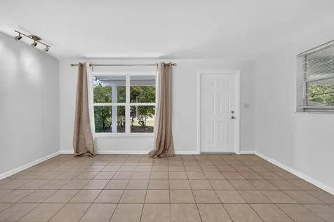 101 E Beverly Road E Jupiter FL 33469