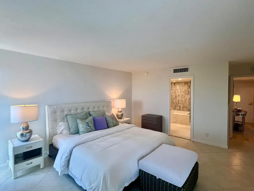 5550 N Ocean Drive Singer Island FL 33404